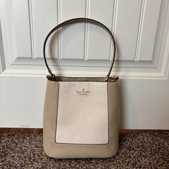 Kate Spade Lena Color Block Bucket Bag - Never used - Picture 2 of 7